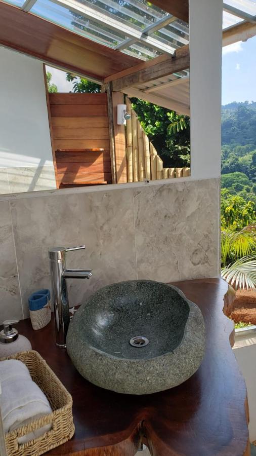 Brisa Escondida - Walking Distance From River Savegre